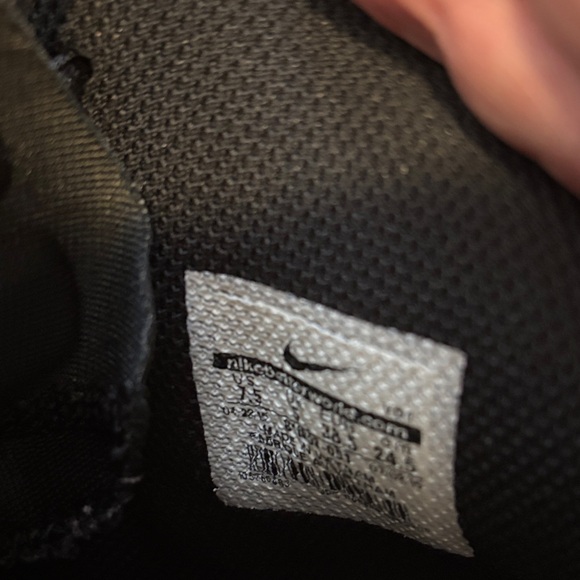 Women’s Nike Black and White High-Top Basketball Shoes - Picture 2 of 6